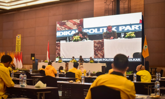 Pelatihan Daring, Fritz Ajak Bawaslu Provinsi Perkuat Program Kehumasan